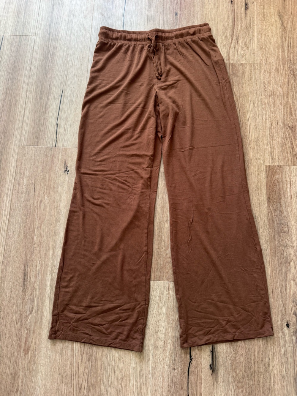 nuuds Wide-Leg Lounge Sweatpants in Rust Brown